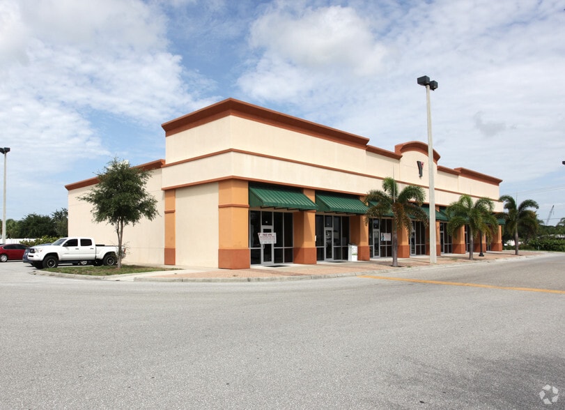 10169 Tamiami Trl, Punta Gorda, FL for lease - Building Photo - Image 2 of 26
