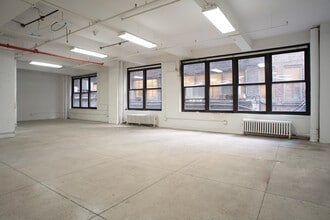227-229 W 29th St, New York, NY for lease Interior Photo- Image 1 of 3