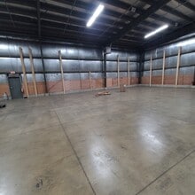 2481 Towerview Dr, Neenah, WI for lease Interior Photo- Image 1 of 2