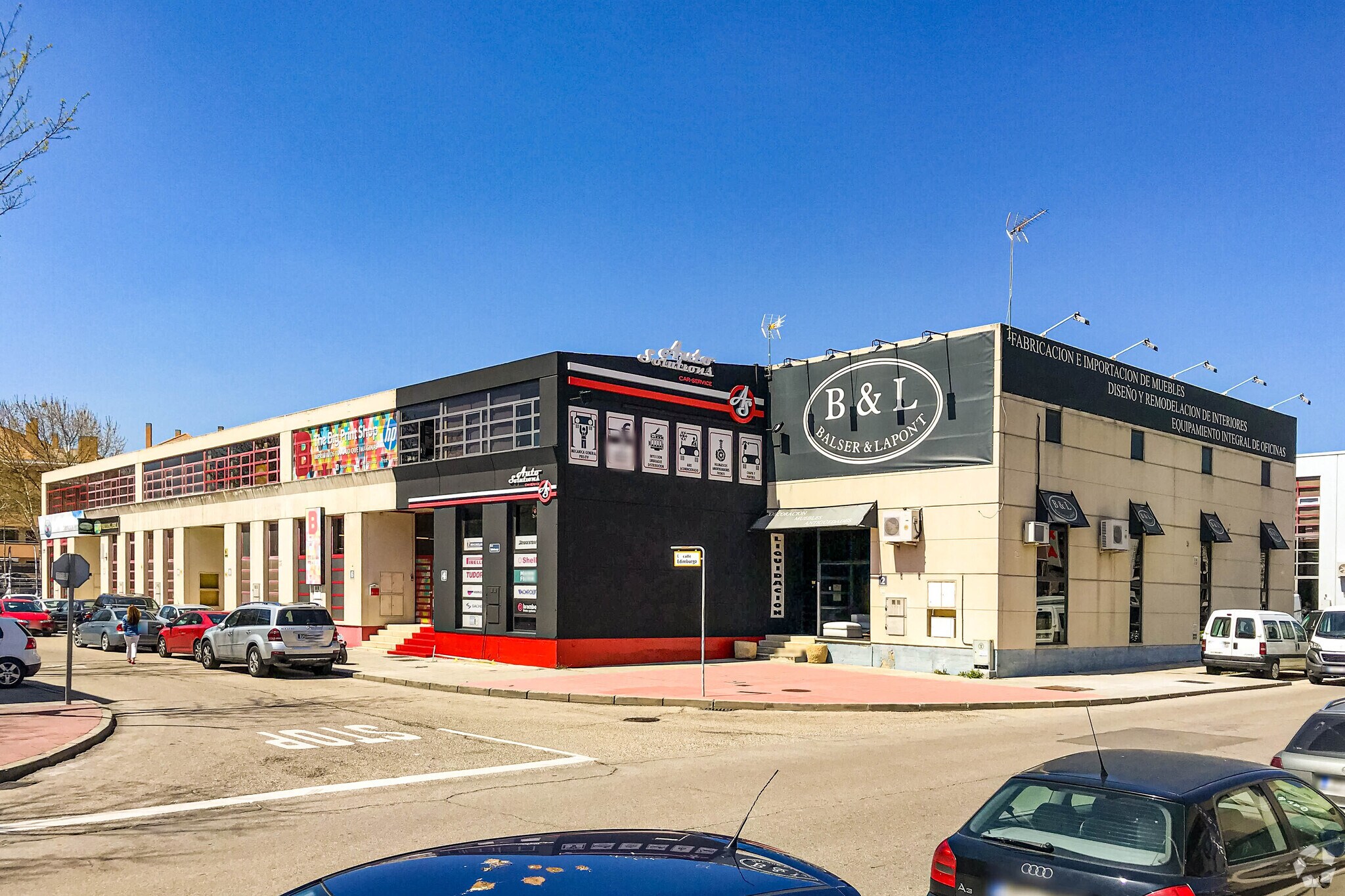 Calle Belgrado, 67, Las Rozas de Madrid, Madrid for sale Primary Photo- Image 1 of 3