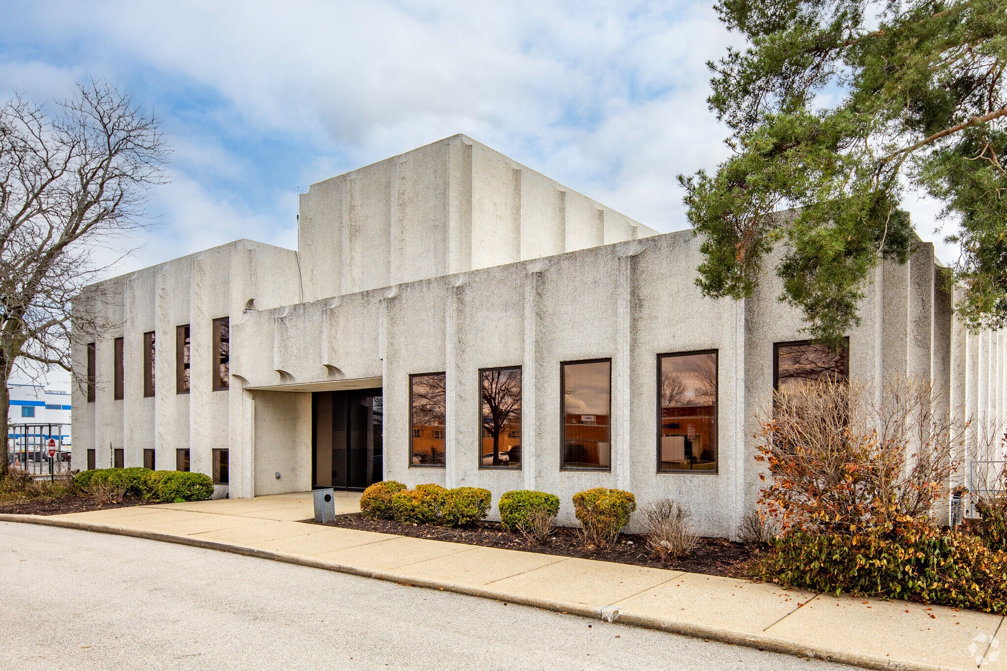 1645 Birchwood Ave, Des Plaines, IL for sale Primary Photo- Image 1 of 8