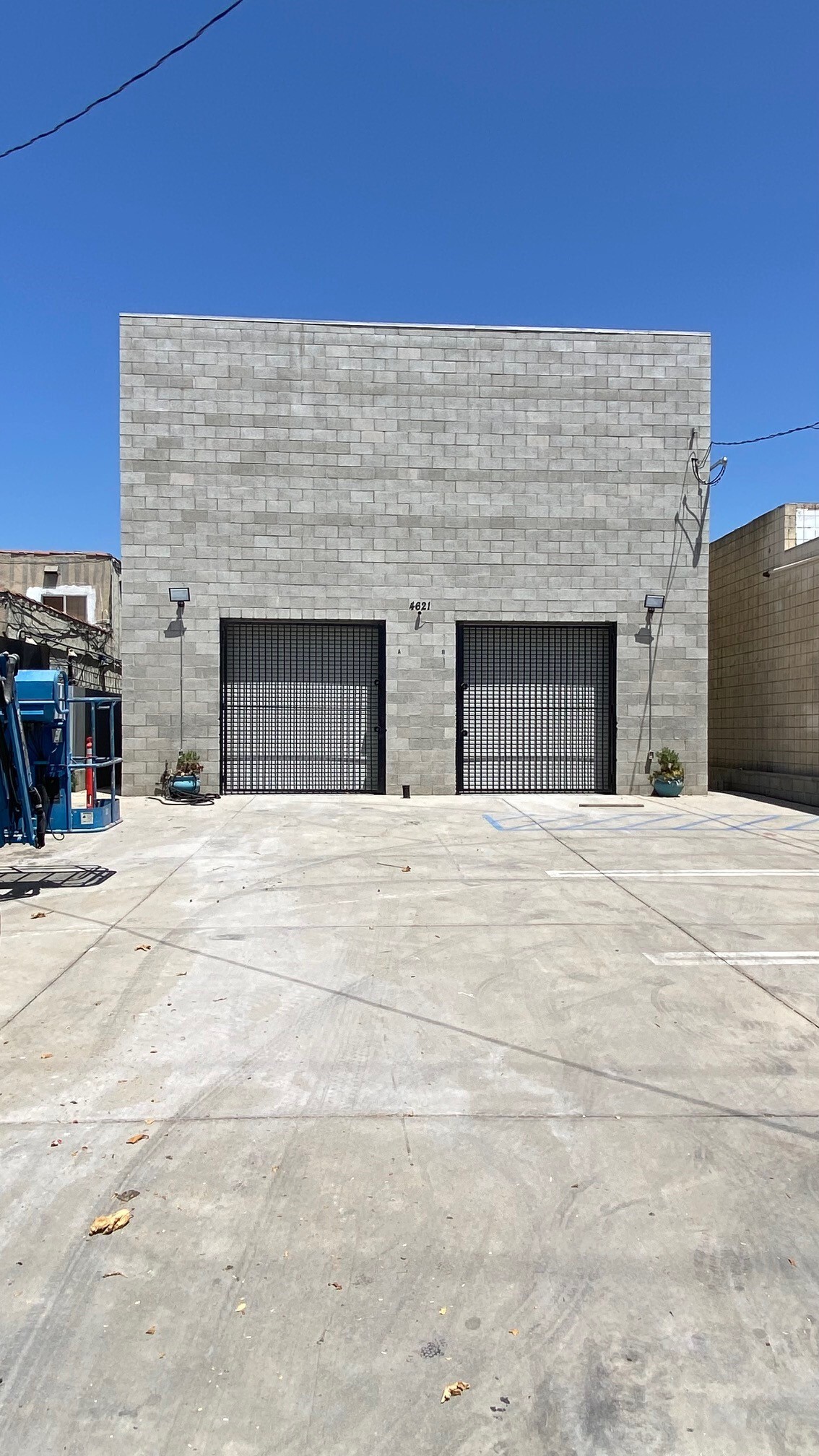 4621 Exposition Blvd, Los Angeles, CA for lease Building Photo- Image 1 of 12