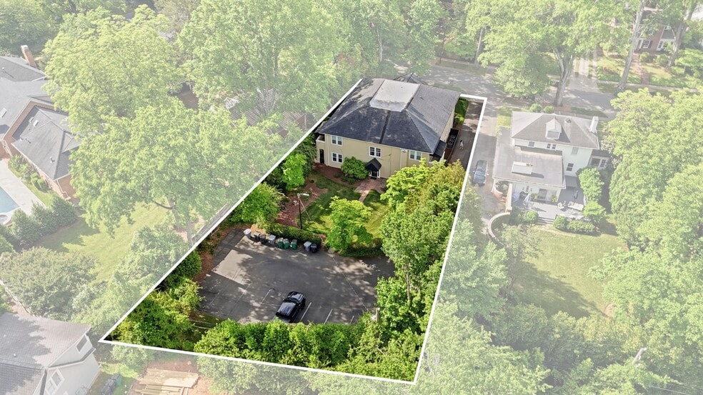 916 Bromley Rd, Charlotte, NC à vendre - Photo du bâtiment - Image 2 de 35