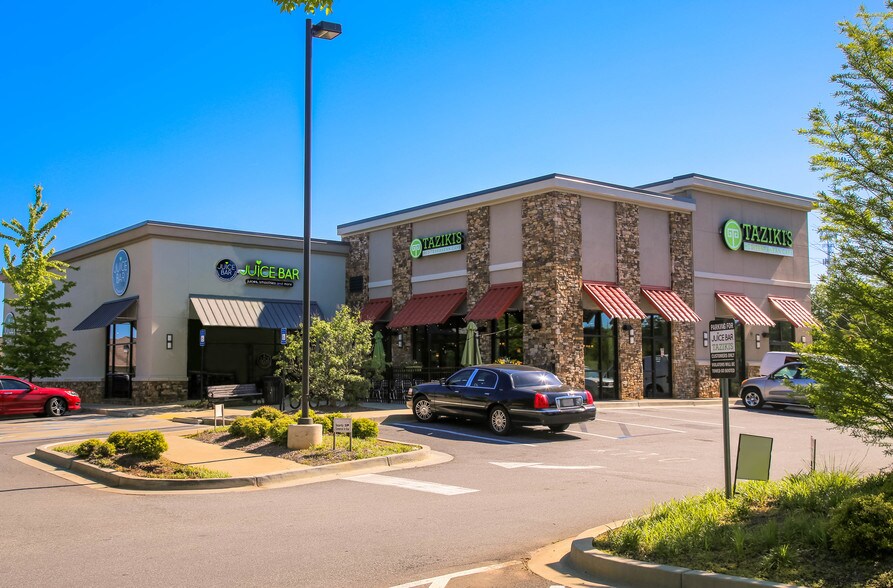 1095 Old Peachtree Rd NW, Suwanee, GA à louer - Photo du bâtiment - Image 2 de 3