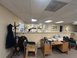 11837 Kemper Rd, Auburn, CA for lease Interior Photo- Image 2 of 11