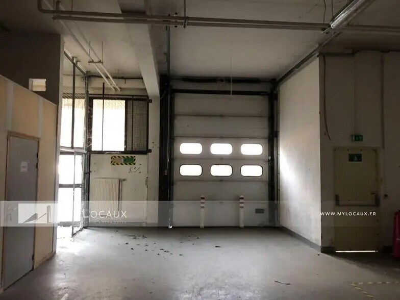 Flex dans Nanterre à louer - Photo intérieure - Image 2 de 7