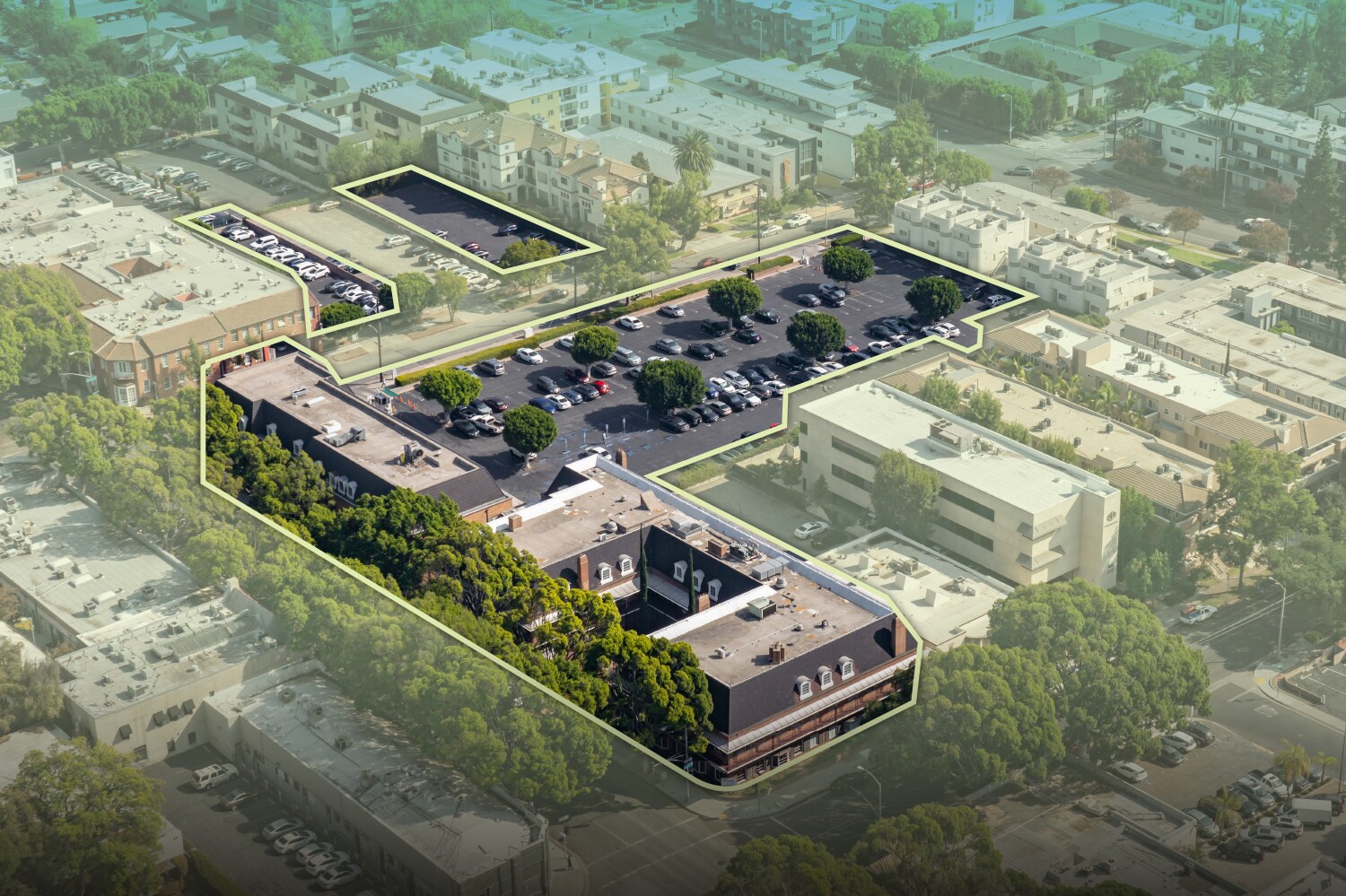 960 E Green St, Pasadena, CA à vendre Photo du bâtiment- Image 1 de 17