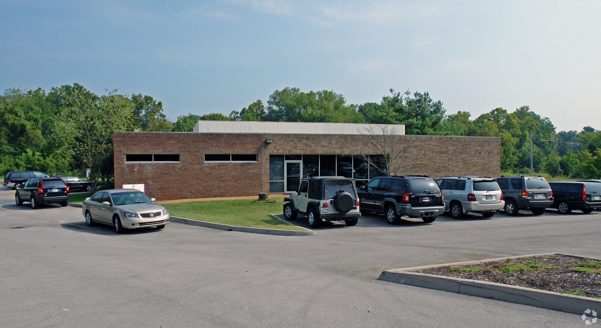 8904 Cross Park Dr, Knoxville, TN for lease Primary Photo- Image 1 of 24