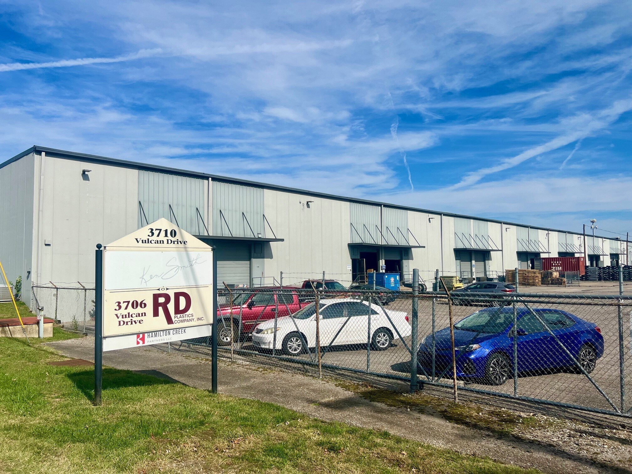 3706-3710 Vulcan Dr, Nashville, TN à louer Photo du bâtiment- Image 1 de 6