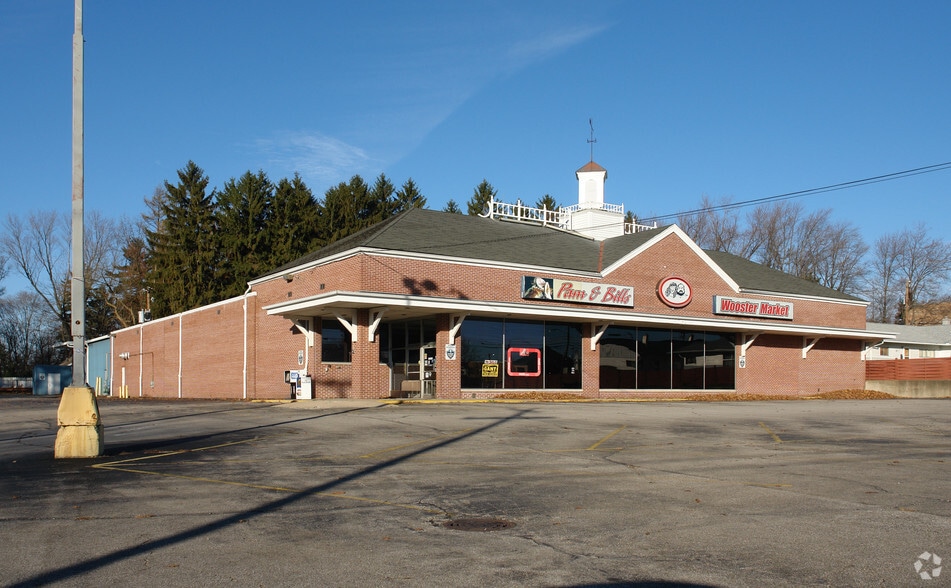 1694 Cleveland Rd, Wooster, OH for lease - Building Photo - Image 1 of 3