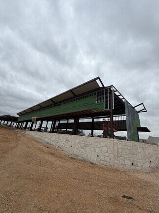 Plus de détails pour 900 Cypress Creek Rd, Cedar Park, TX - Commerce de détail à louer