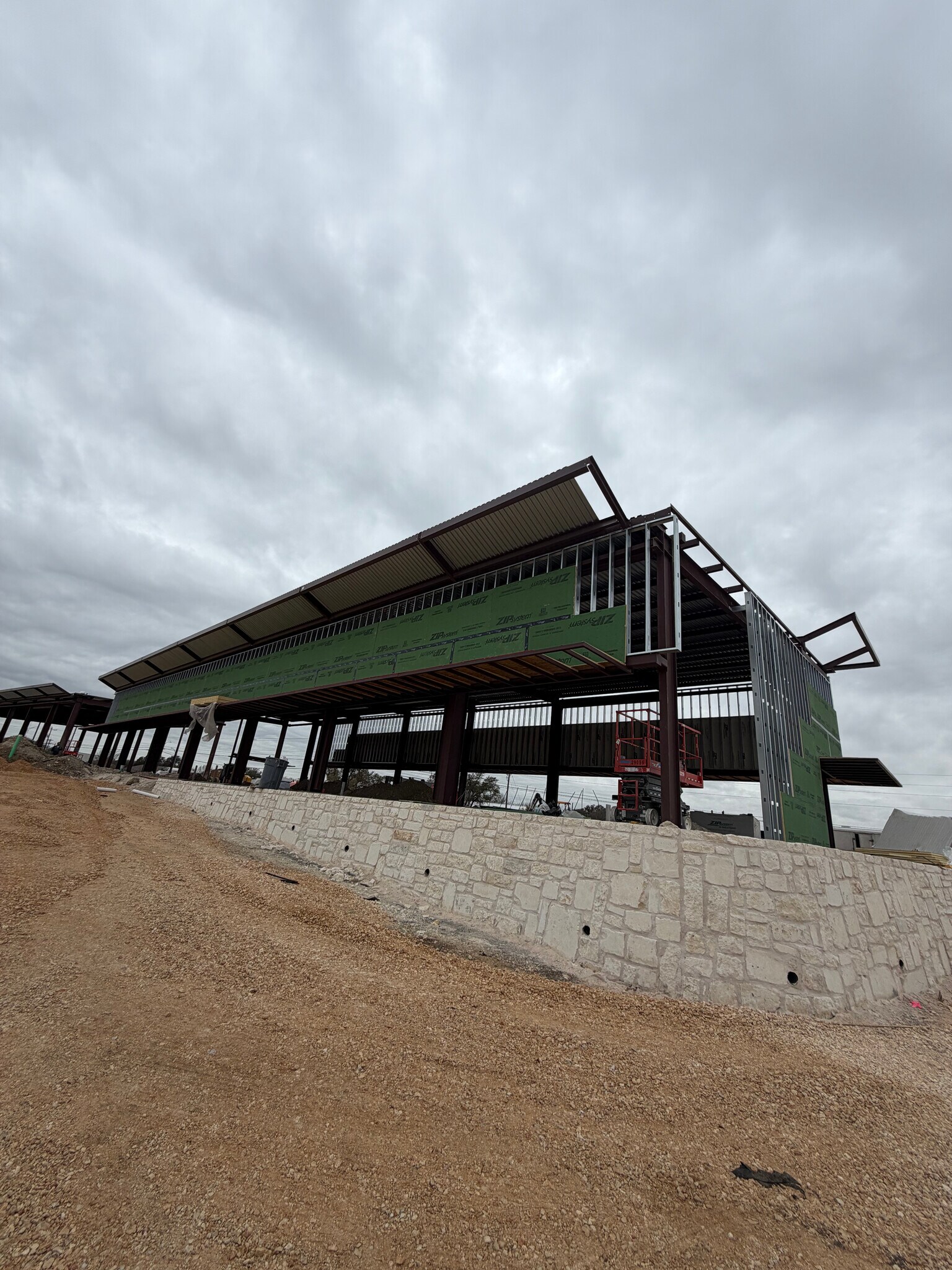 900 Cypress Creek Rd, Cedar Park, TX for lease Primary Photo- Image 1 of 6