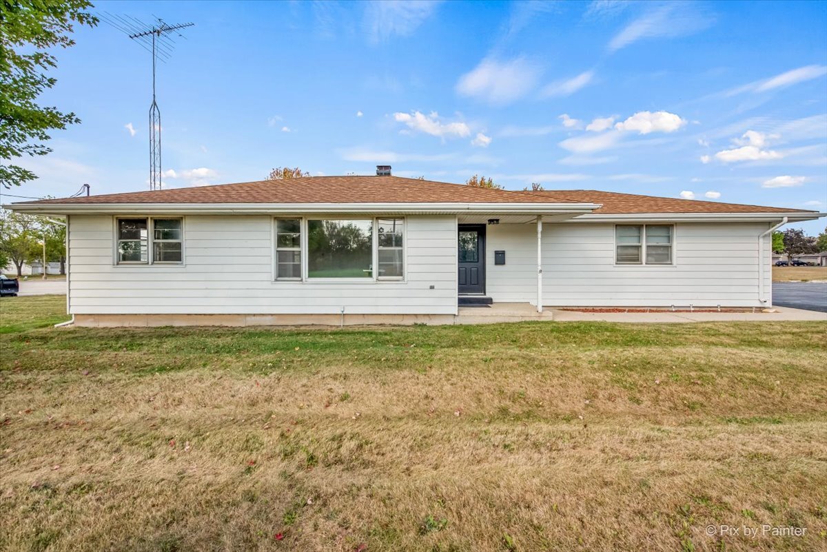124 E Oak Knoll Dr, Hampshire, IL à vendre Photo du bâtiment- Image 1 de 33