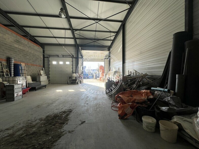 7 Rue Gaspard-Gustave Coriolis, Plaisance-du-Touch for lease - Interior Photo - Image 2 of 5