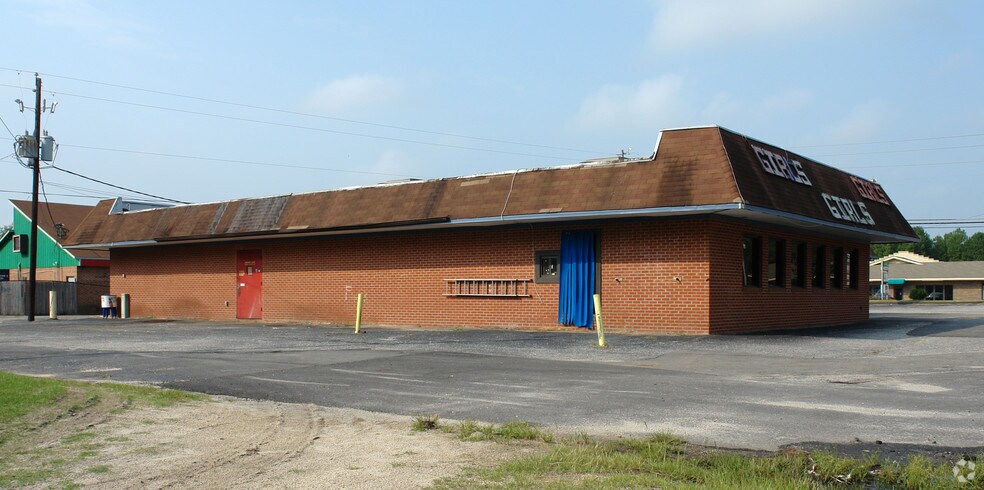 6238 Yadkin Rd, Fayetteville, NC for lease - Building Photo - Image 2 of 2