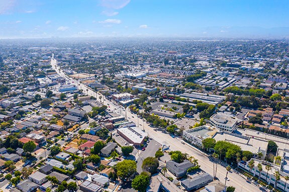 12100 W Washington Blvd, Los Angeles, CA à louer - Photo du bâtiment - Image 2 de 19