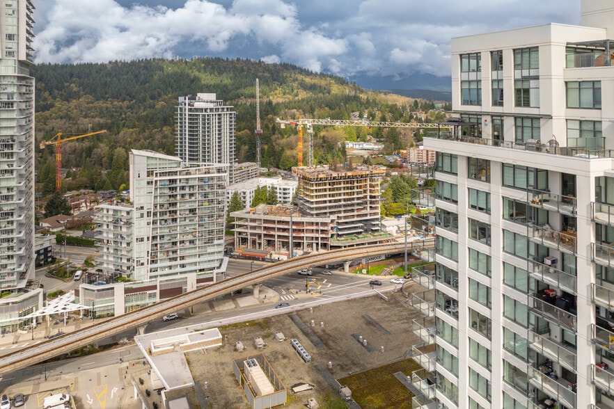 612 Elmwood St, Coquitlam, BC à vendre - Photo de construction - Image 3 de 4