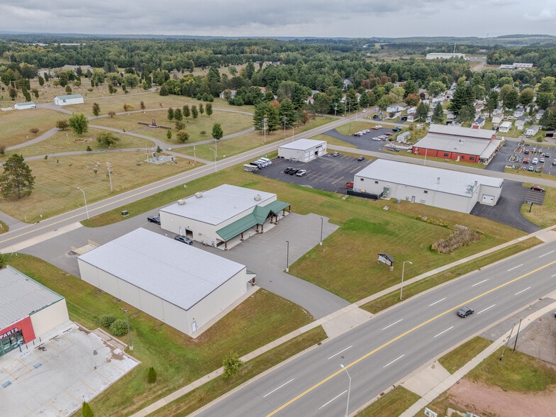 2500 E Main St, Merrill, WI à vendre - Photo du bâtiment - Image 3 de 34