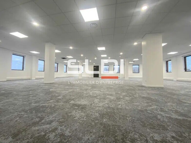 Office in Montluel for sale - Interior Photo - Image 3 of 13