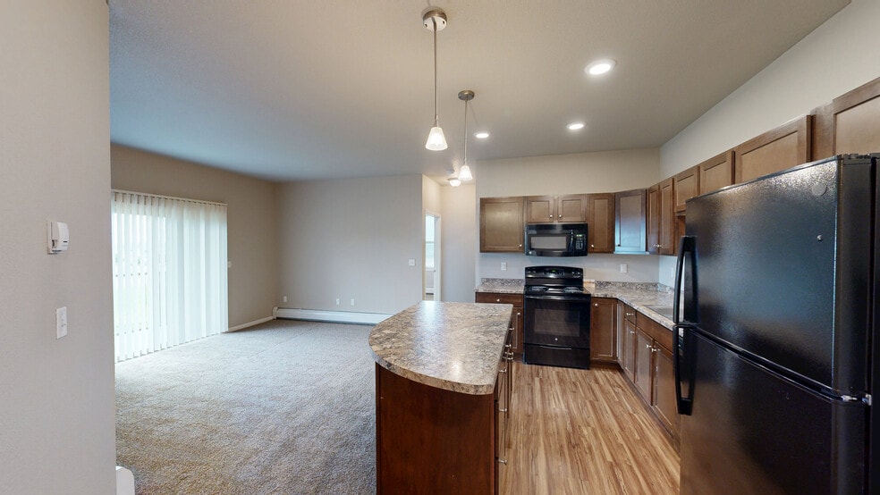 2829 27th St W, Williston, ND for sale - Matterport 3D Scan - Image 2 of 28