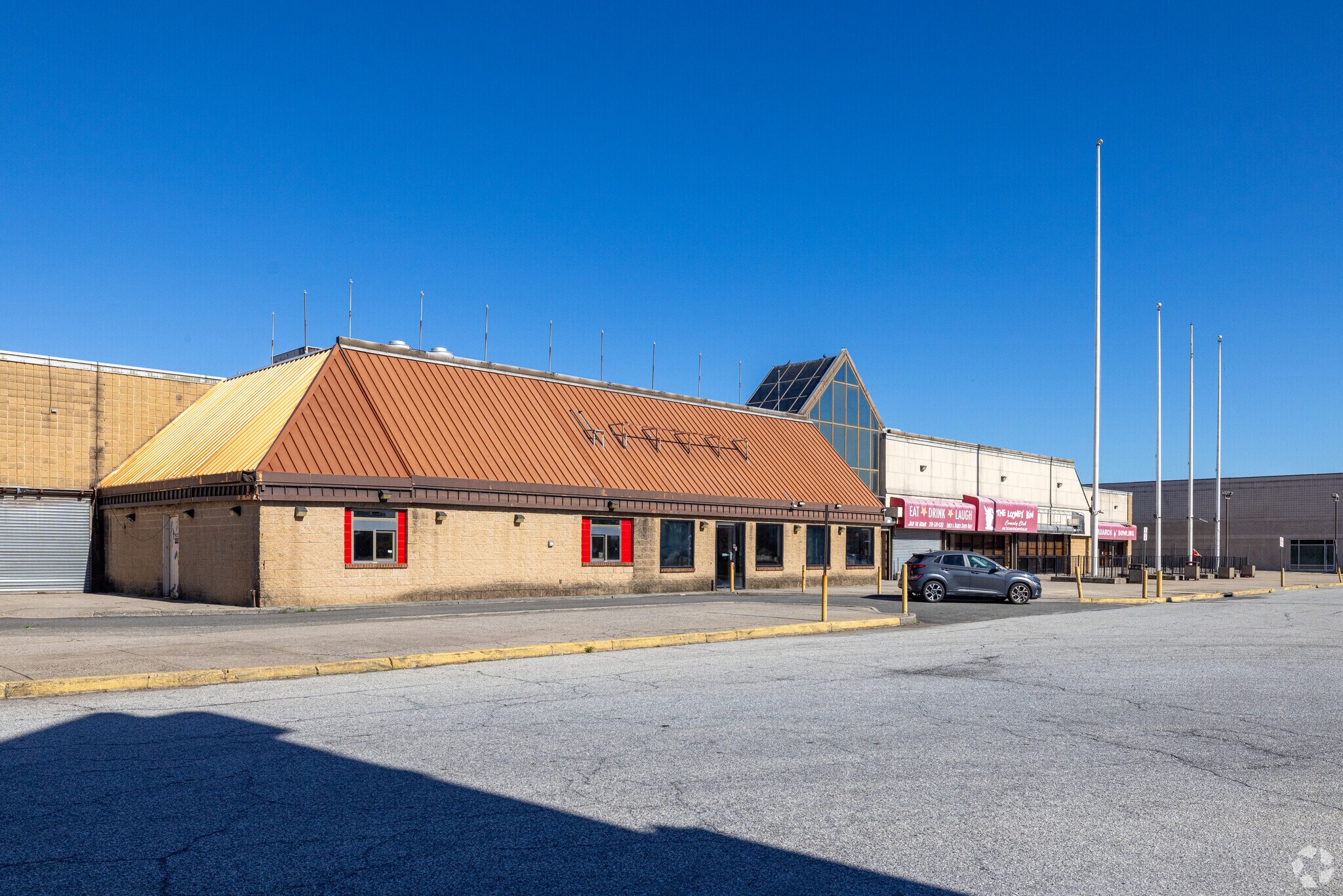 4200 Victory Blvd, Staten Island, NY à vendre Photo principale- Image 1 de 5