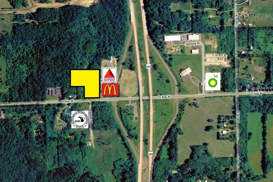 5510 W D Ave, Kalamazoo, MI for sale - Primary Photo - Image 1 of 3