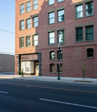 1 W Alder St, Walla Walla, WA à louer Photo intérieure- Image 2 de 6