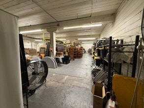 705 Railroad Ave, Zillah, WA for lease Interior Photo- Image 1 of 8