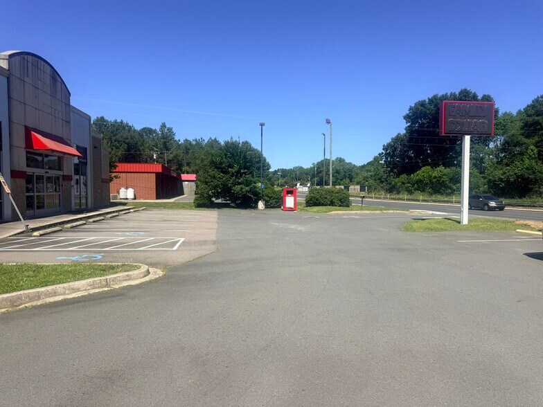 2384 Nc Highway 24 27 E, Biscoe, NC for sale - Building Photo - Image 3 of 28
