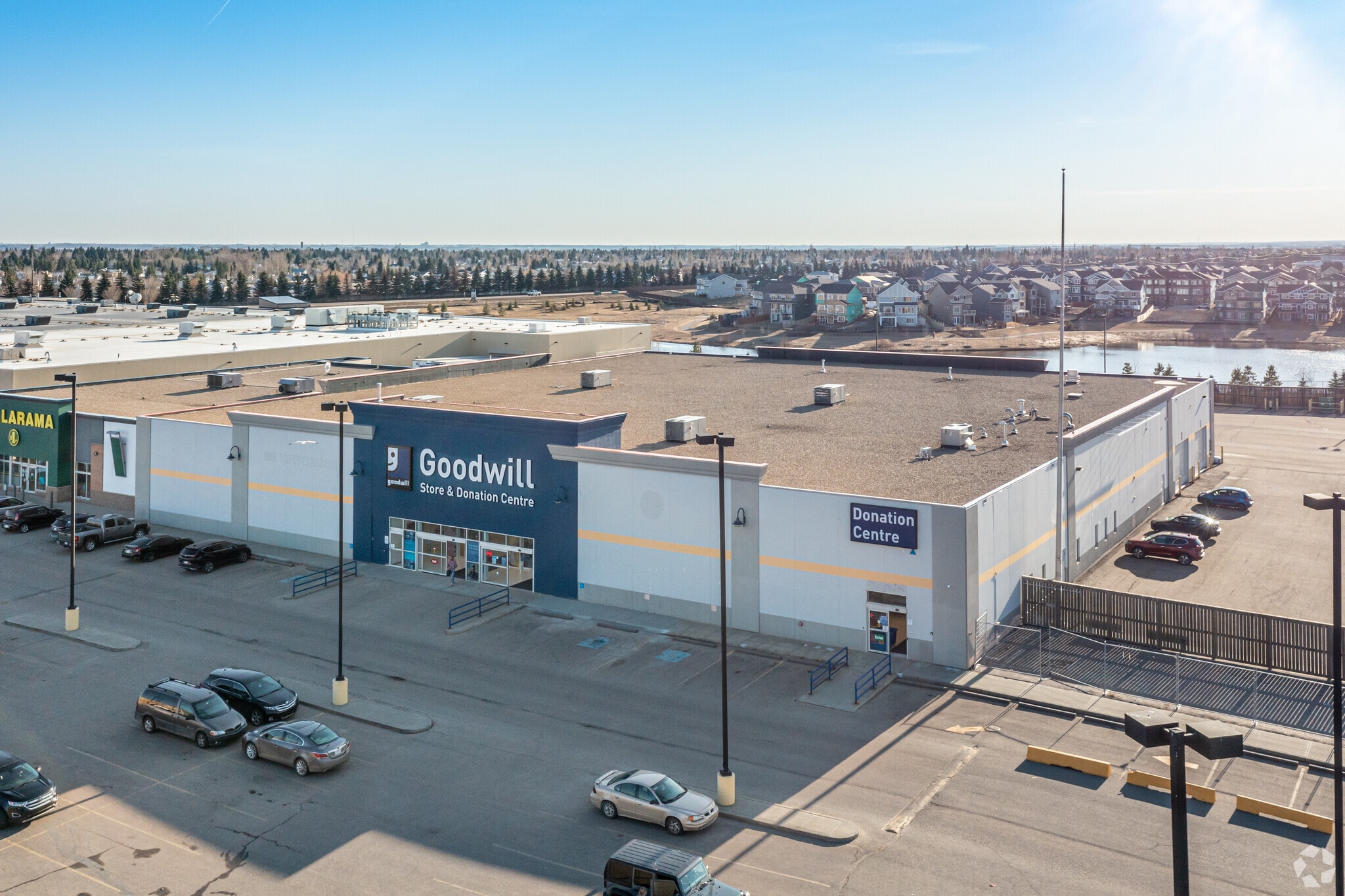 730 St Albert Trail, St. Albert, AB for sale Primary Photo- Image 1 of 1