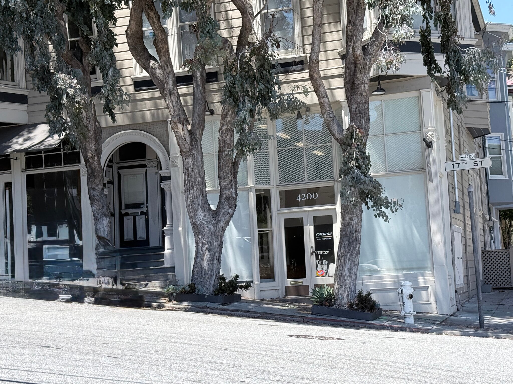 4200 17th St, San Francisco, CA à louer Photo du bâtiment- Image 1 de 17