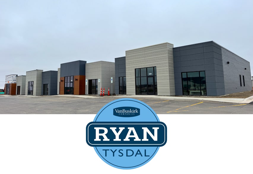 5205 E 57th St, Sioux Falls, SD for sale - Building Photo - Image 1 of 15