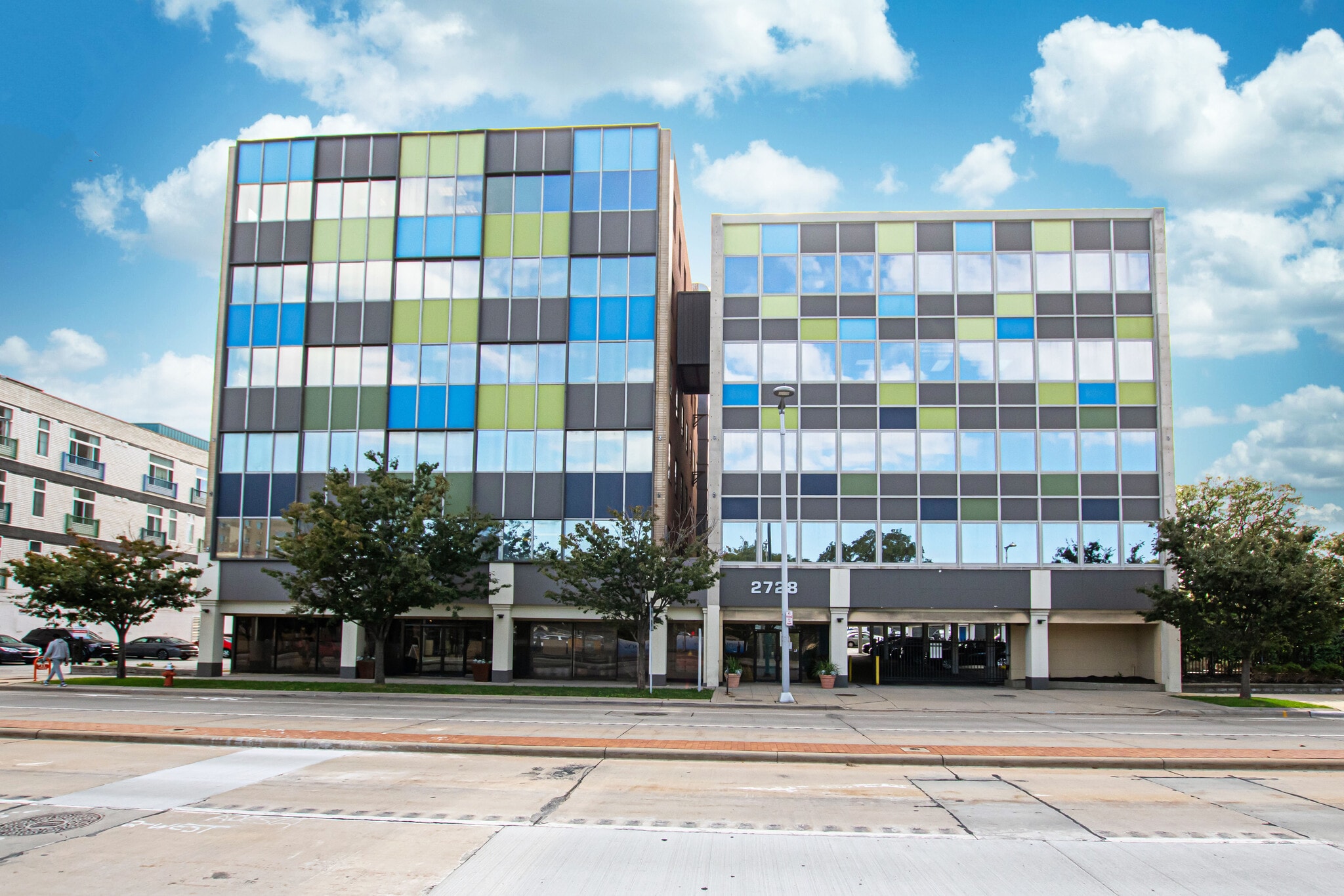 2728 Euclid Ave, Cleveland, OH for lease Primary Photo- Image 1 of 6