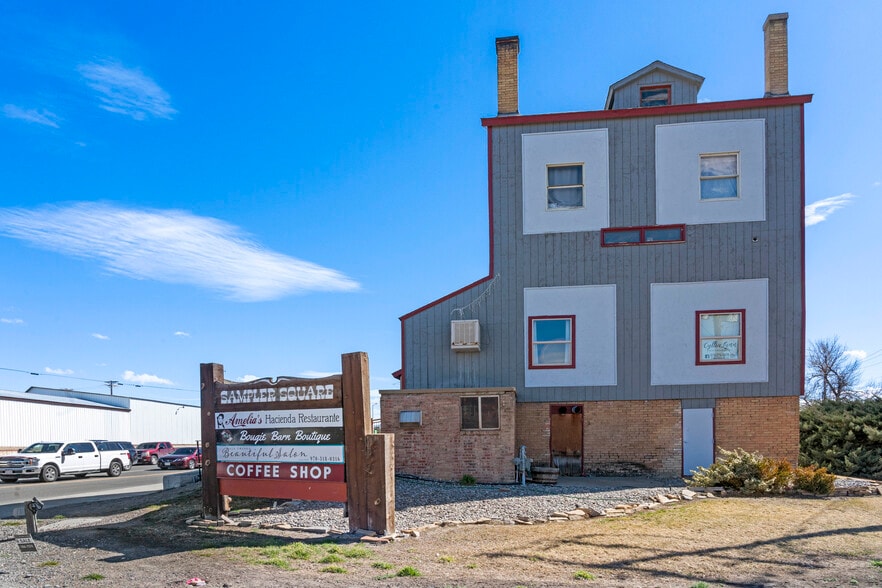 8 S Grand Ave, Montrose, CO for lease - Building Photo - Image 2 of 23