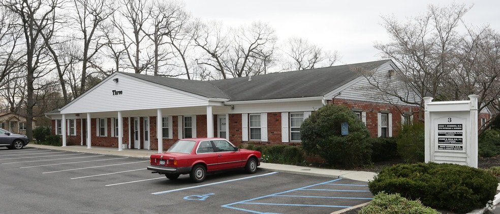 3 Medical Dr, Port Jefferson Station, NY for lease - Primary Photo - Image 1 of 7