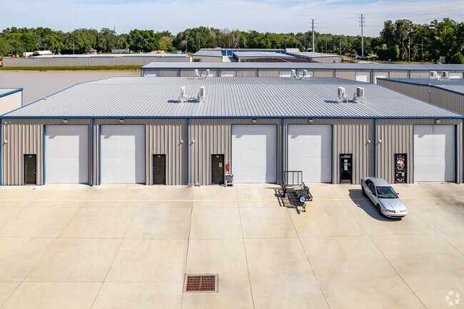 Plus de détails pour 2836 County Road 523, Coleman, FL - Local d'activités à louer