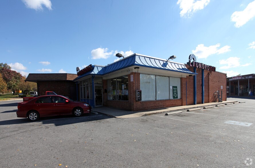 9113-9145 Riggs Rd, Adelphi, MD à louer - Photo du bâtiment - Image 3 de 3