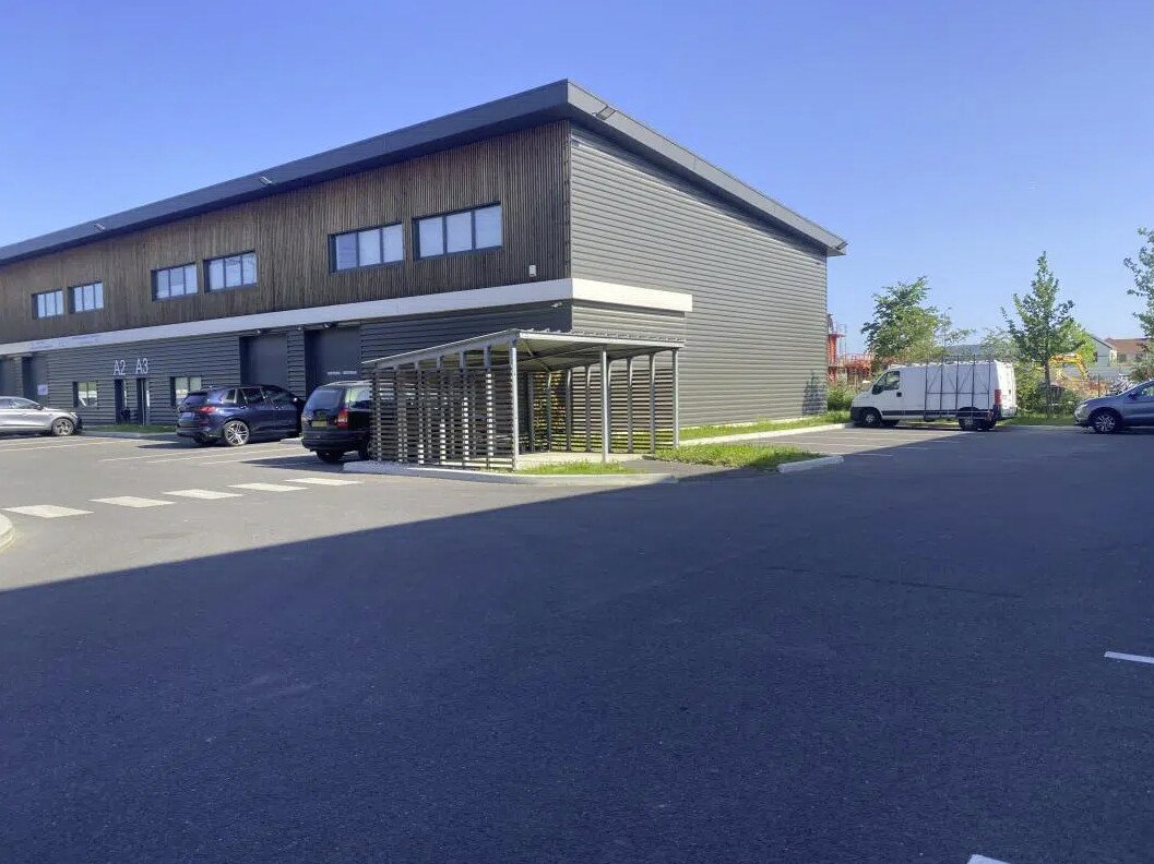 Flex in Bussy-Saint-Georges for lease Primary Photo- Image 1 of 3