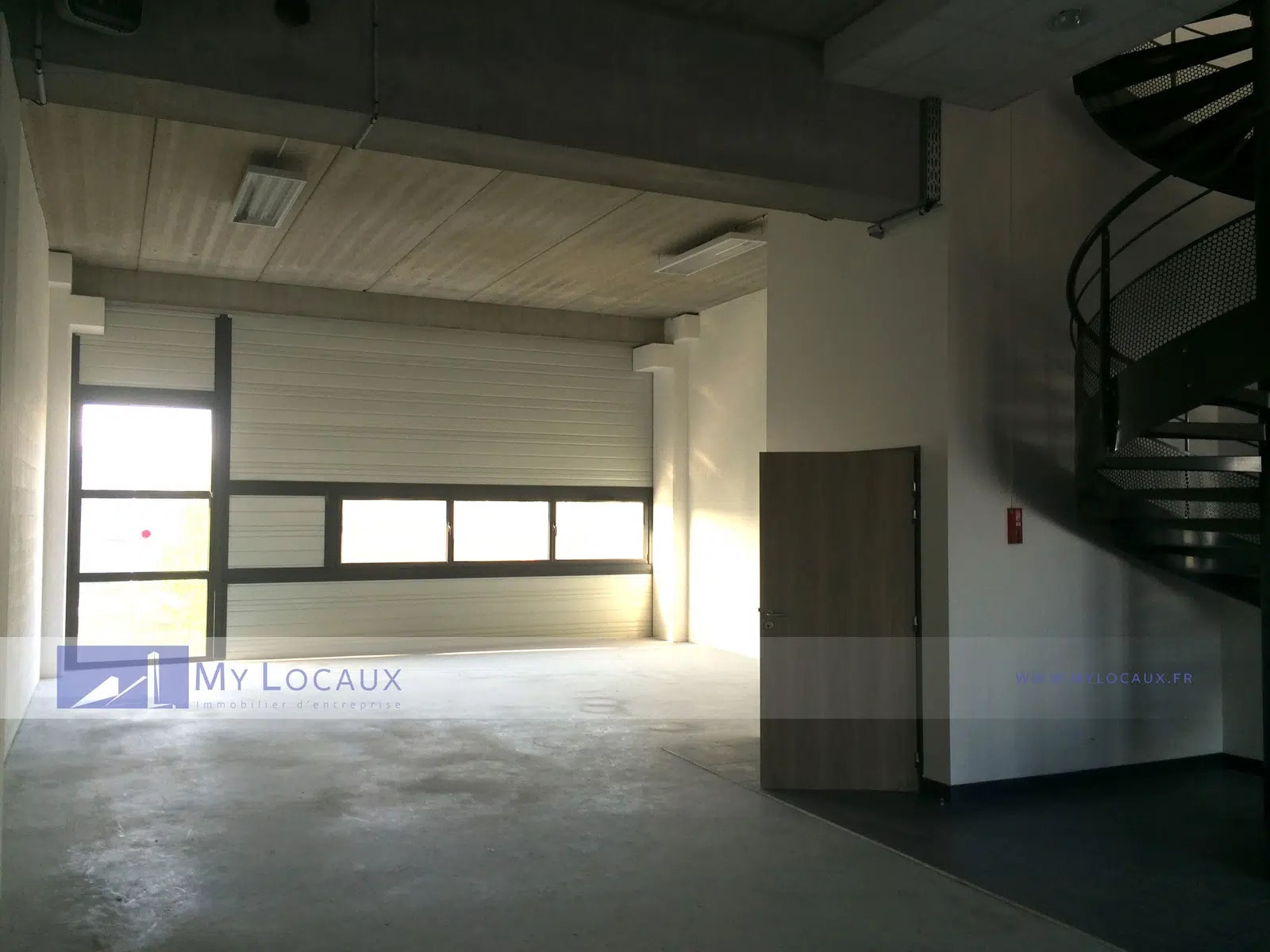 3 Route De La Révolte, Saint-Denis for lease Building Photo- Image 1 of 16