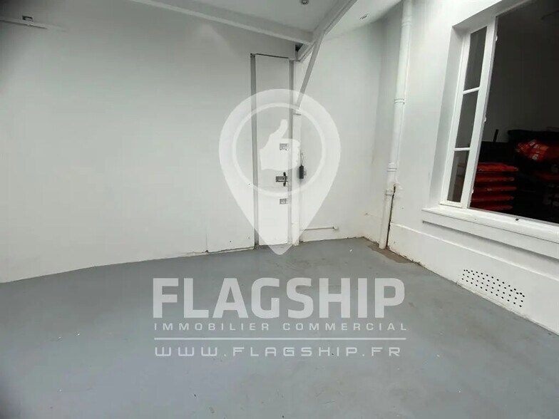 Retail in Paris for sale - Interior Photo - Image 3 of 5