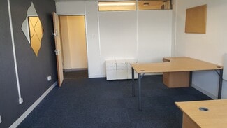 Plus de détails pour 19 Hereward Rise, Halesowen - Bureau à louer