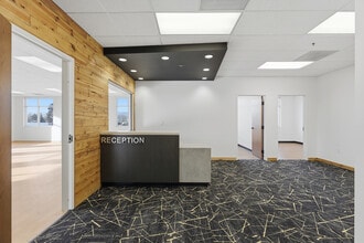 201 W Park Dr, Grand Junction, CO à louer Photo intérieure- Image 1 de 15