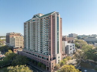 Plus de détails pour 300 S Duval St, Tallahassee, FL - Multi-résidentiel à vendre