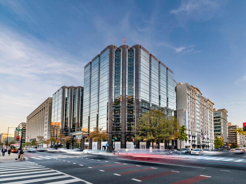 1350 Eye St NW, Washington, DC à louer - Photo du bâtiment - Image 1 de 11