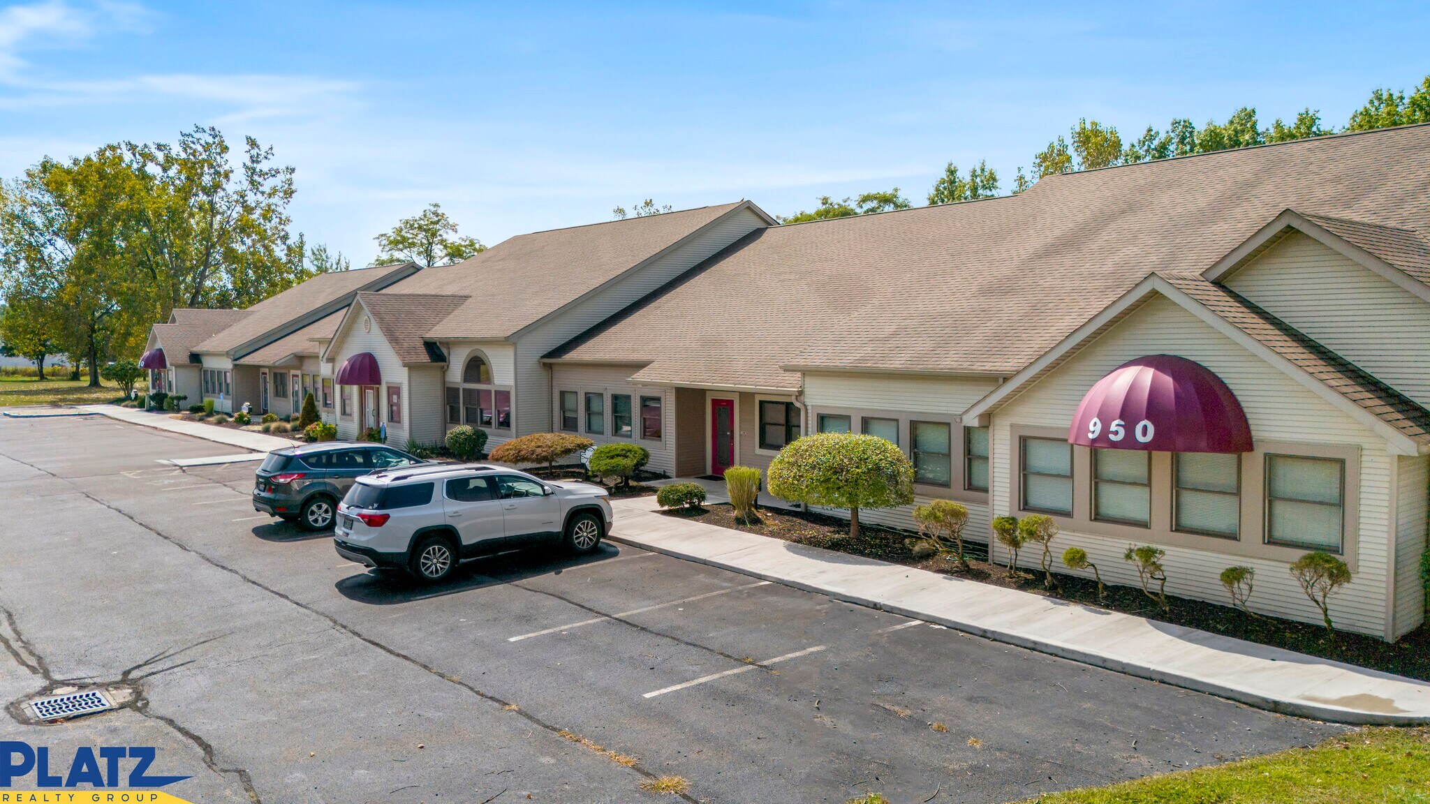 950 Youngstown Warren Rd, Niles, OH à louer Photo du bâtiment- Image 1 de 13