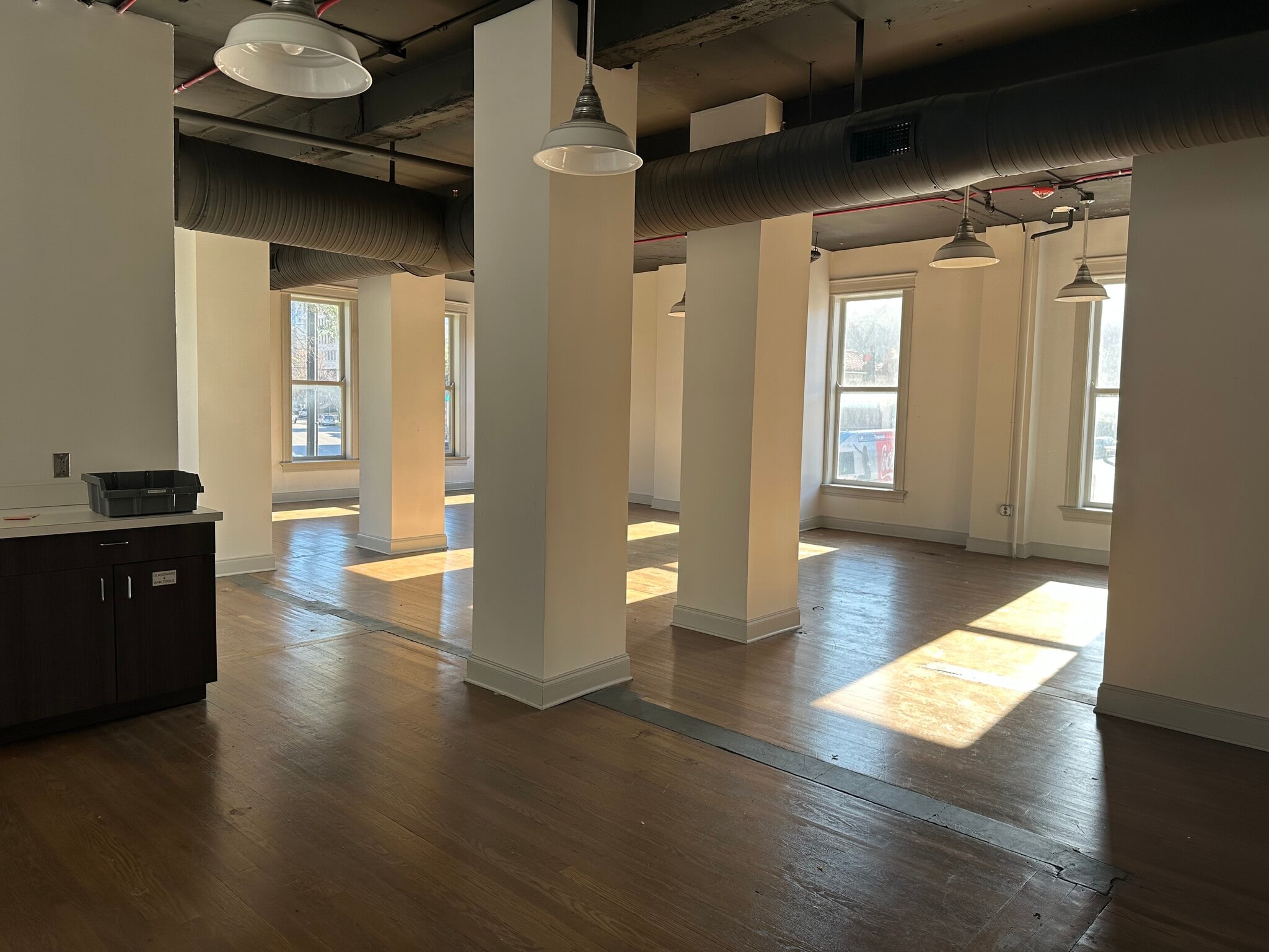 1124 20th St S, Birmingham, AL for lease Interior Photo- Image 1 of 1