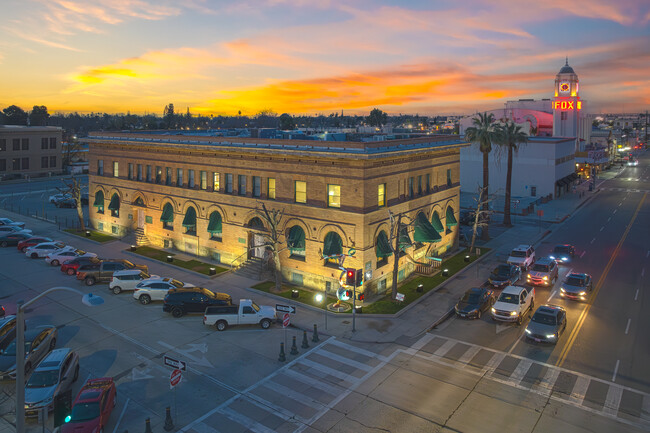 Plus de détails pour 1712 19th St, Bakersfield, CA - Bureau à louer