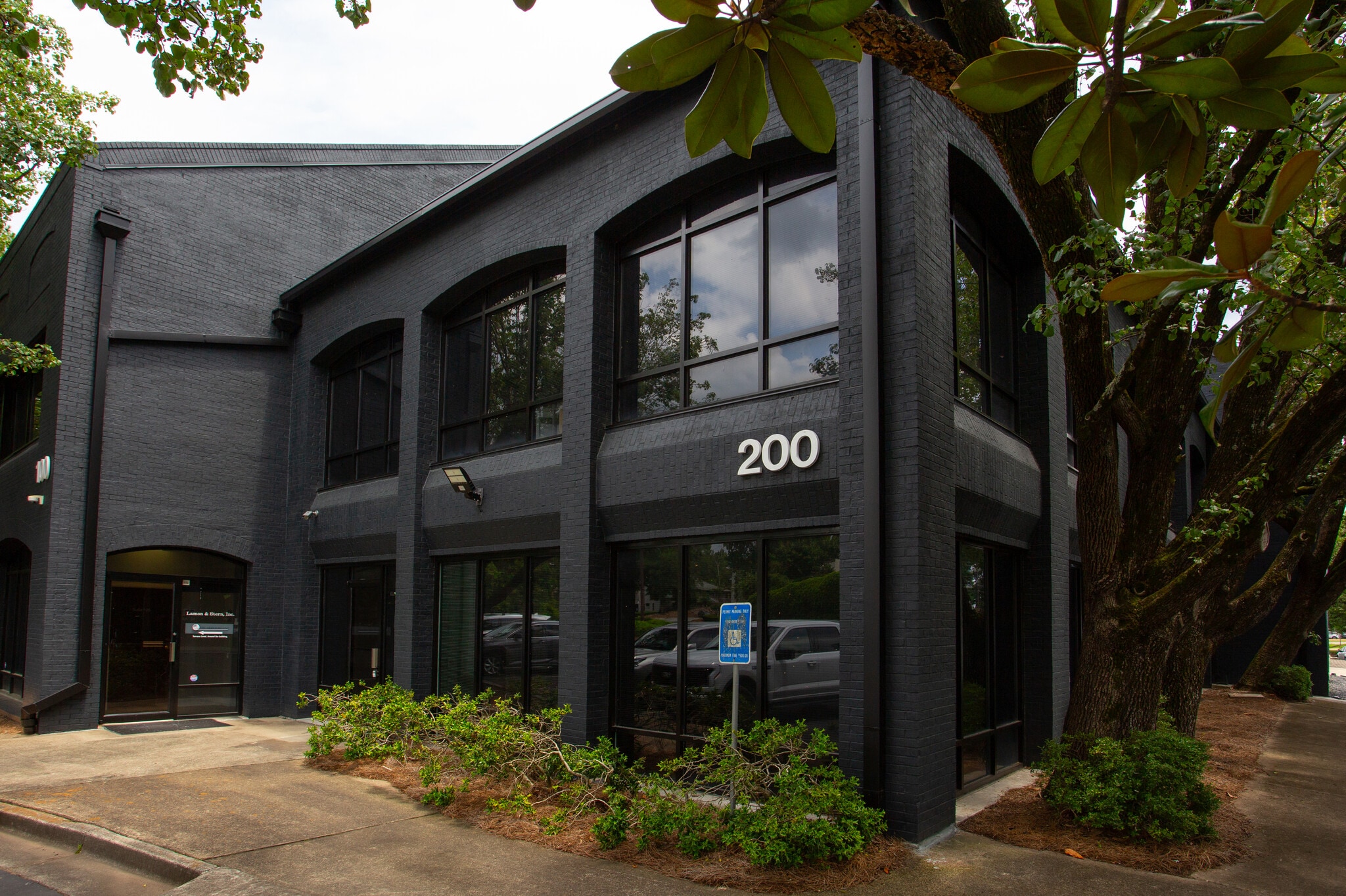 1950 N Park Pl, Atlanta, GA for sale Building Photo- Image 1 of 21