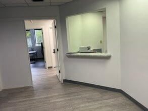 700 W Hillsboro Blvd, Deerfield Beach, FL for lease Interior Photo- Image 1 of 8