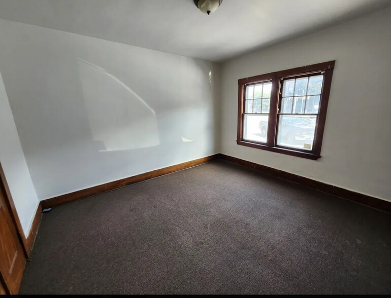 535 Parsells Ave, Rochester, NY à vendre - Photo du bâtiment - Image 3 de 9